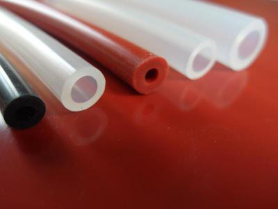 Dichtungen Schläuche Silikonschnüre Gummiplatten für Industrie Produktion Hersteller in Polen